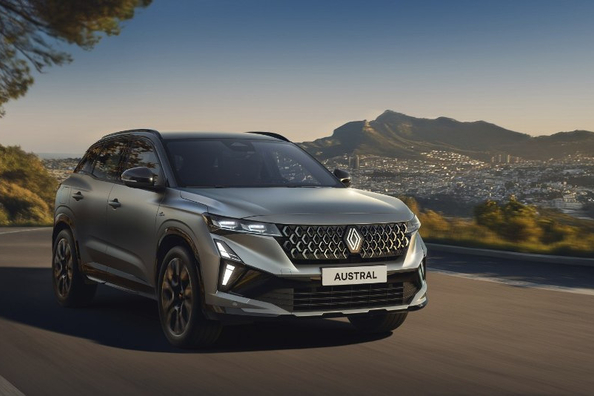 Renault Austral 2025: recenzia обновeného crossoveru s francúzskym šarmom