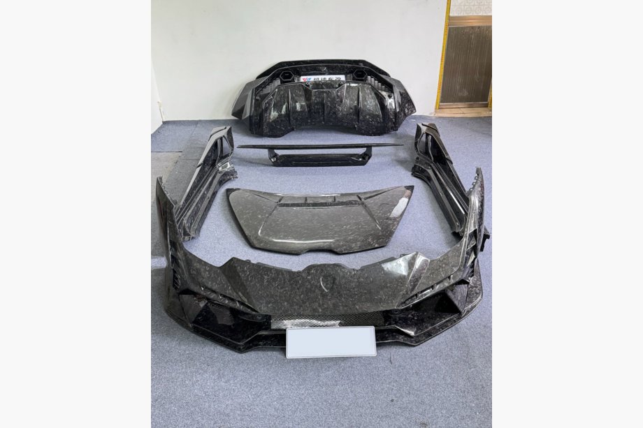 Lamborghini Huracan 2014– Karosársky bodykit LRT (kovaný karbón) Image
