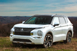 Recenzia Mitsubishi Outlander PHEV 2024: hybrid na dlhé cesty fotografia 3