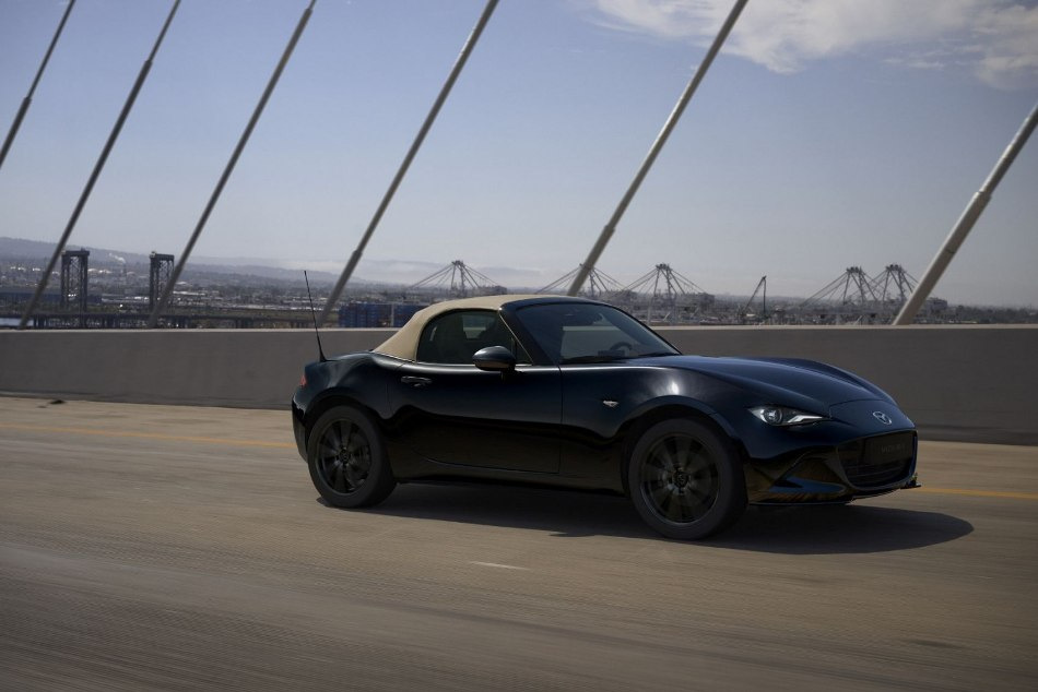 Mazda MX-5 Roadster: Aktualizovaný facelift legendy
