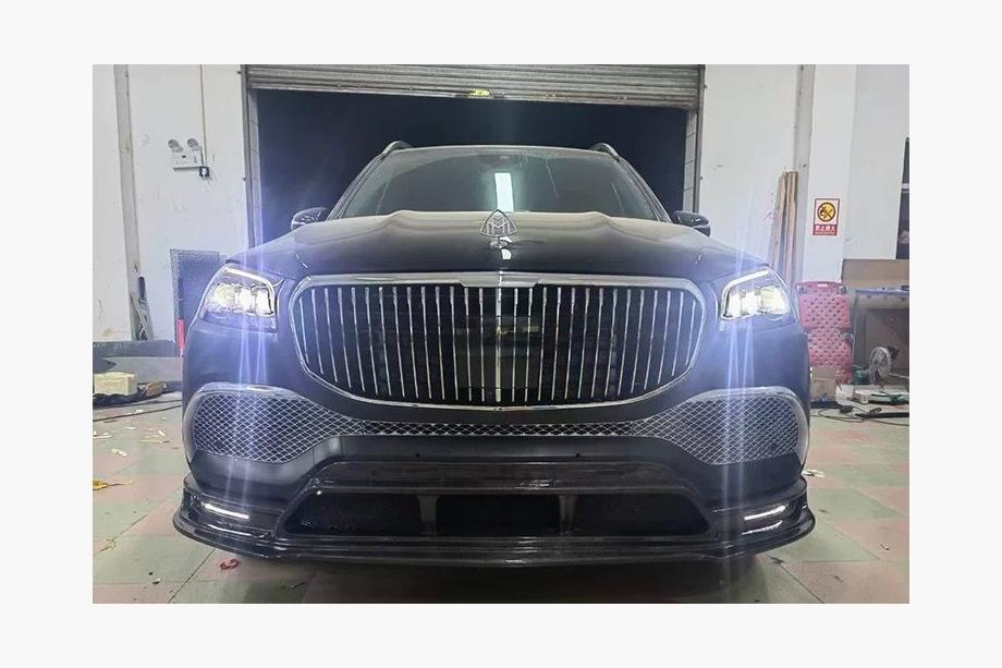 Mercedes GLS X167 2019– Karosársky bodykit set LRT Carbon (pre Maybach 2019-2023) Fotografia 11