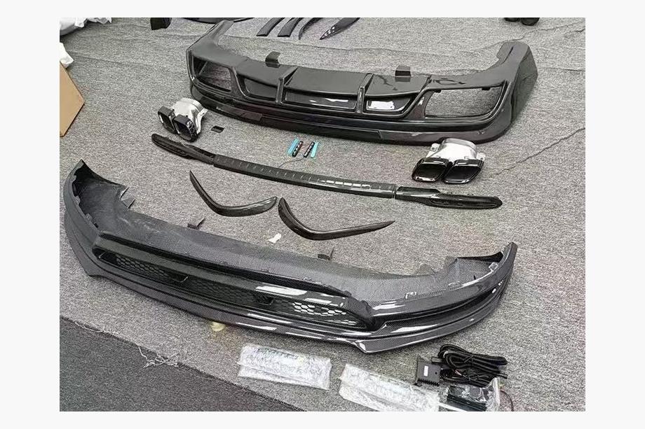 Mercedes GLS X167 2019– Karosársky bodykit set LRT Carbon (pre Maybach 2019-2023) Fotografia 13