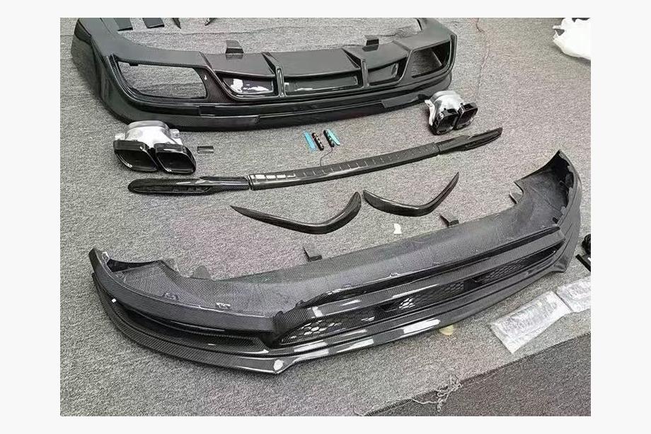 Mercedes GLS X167 2019– Karosársky bodykit set LRT Carbon (pre Maybach 2019-2023) Fotografia 16