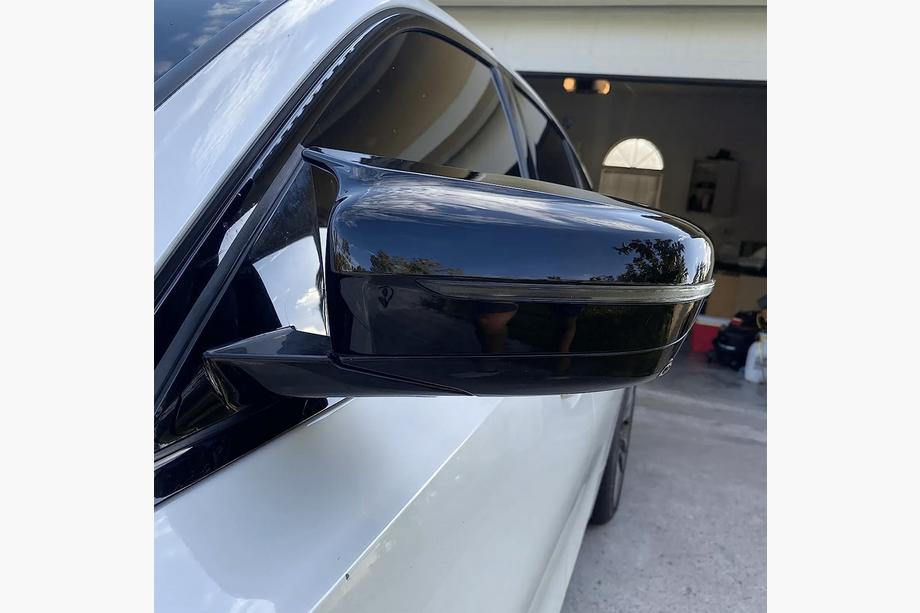 BMW 7. séria G11/G12 2015–2022 Kryty zrkadiel M-Look (s klipmi, 2 ks) Image