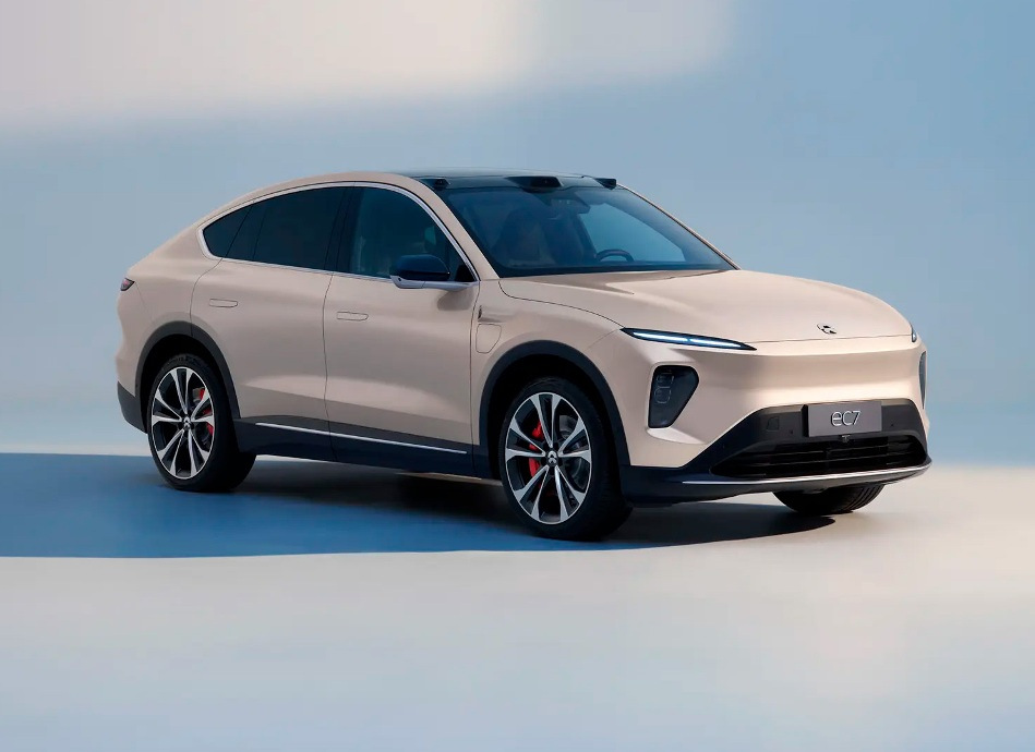 Test NIO EC7: Elektrické kupé-SUV s rekordnou aerodynamikou