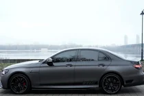 Mercedes Trieda E W213 2016–2023 Bočné prahy (2016-2019, Karbón) fotografia 1