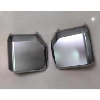 Kryty zrkadiel Silver (2 ks) Toyota Land Cruiser Prado 250 2023– fotografia 2