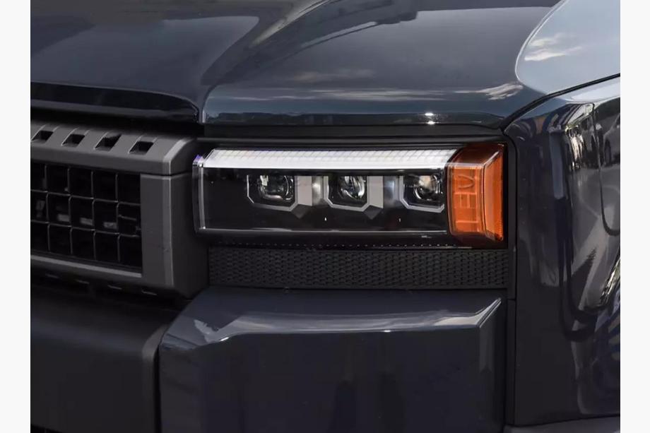 Toyota Land Cruiser Prado 250 2023– Predné svetlomety 3-LED (2 ks) Image