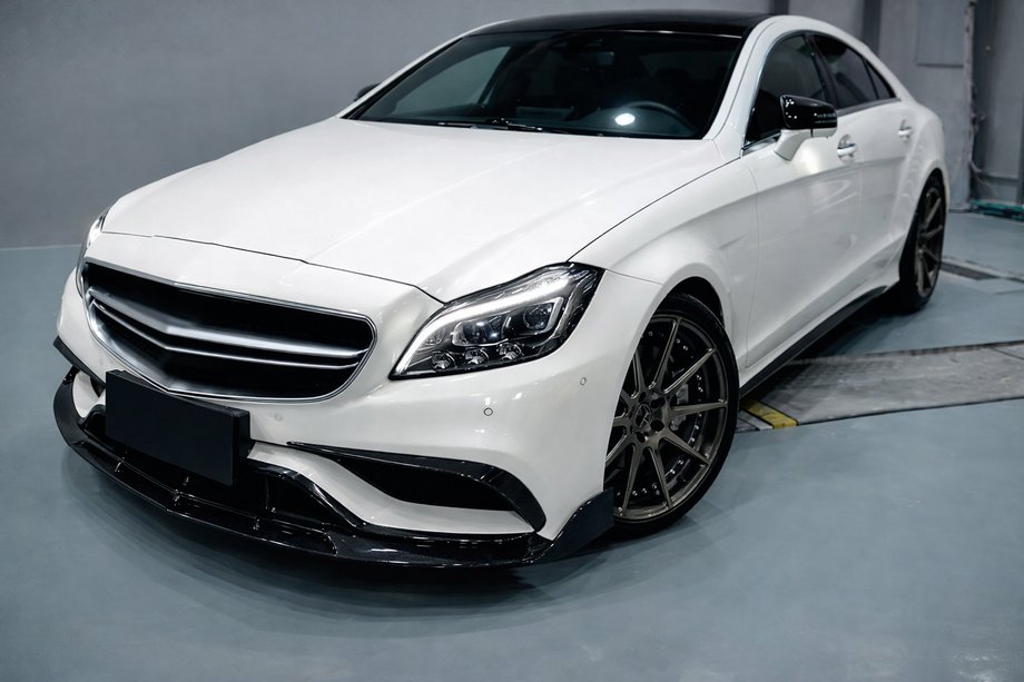 Mercedes CLS C218 2011–2018 Lip spojler predného nárazníka Lip V2 (pre CLS63 AMG SD 2015-2018, karbón) Fotografia 3