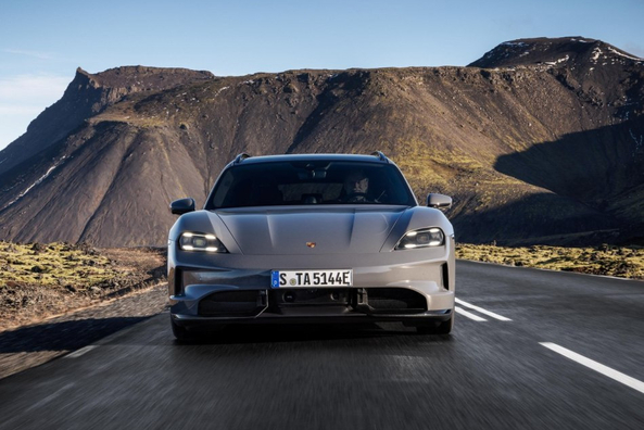 Recenzia Porsche Taycan Sport Turismo 2025