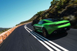 Prehľad športového kupé Aston Martin DB12 2024 fotografia 3