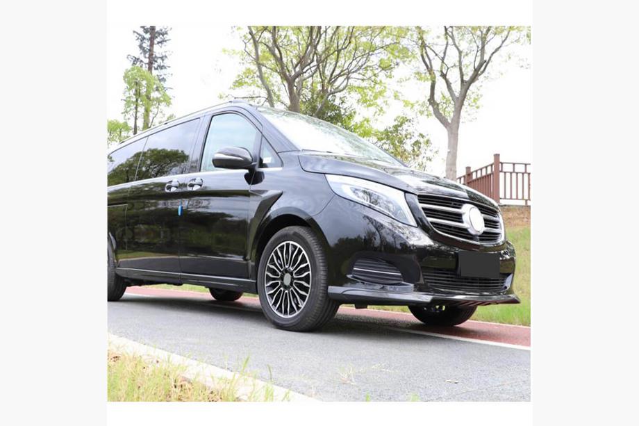 Mercedes Vito/V-trieda W447 2014– Karbonové kryty predných blatníkov (2014-2019) Fotografia 4