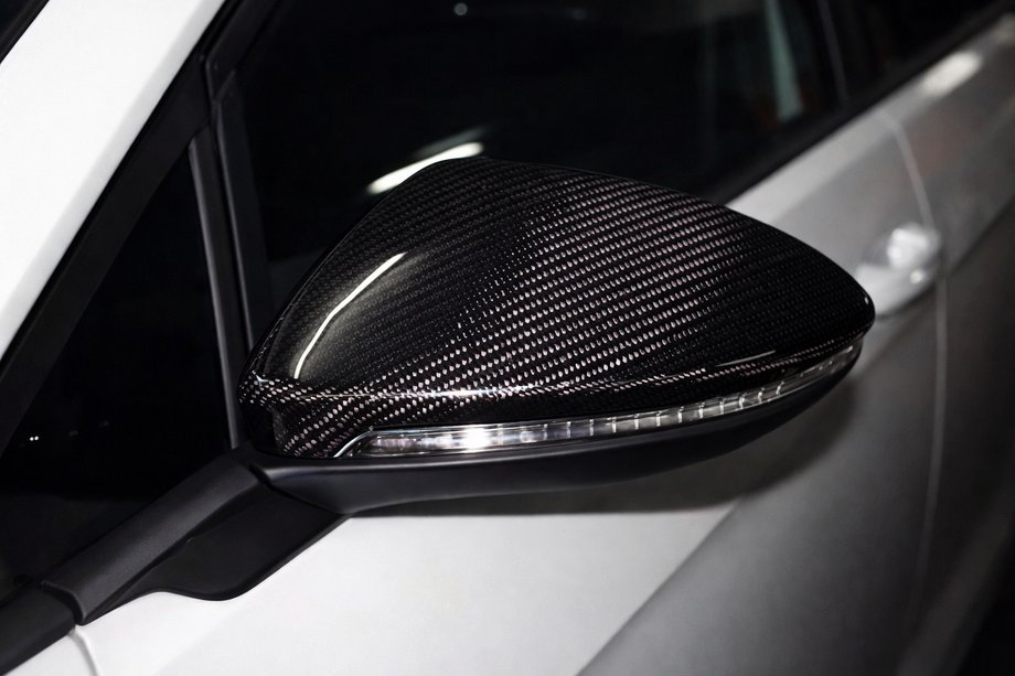 Volkswagen Golf 7/E-Golf 2012–2020 Kryty zrkadiel V2 (Karbon) Image