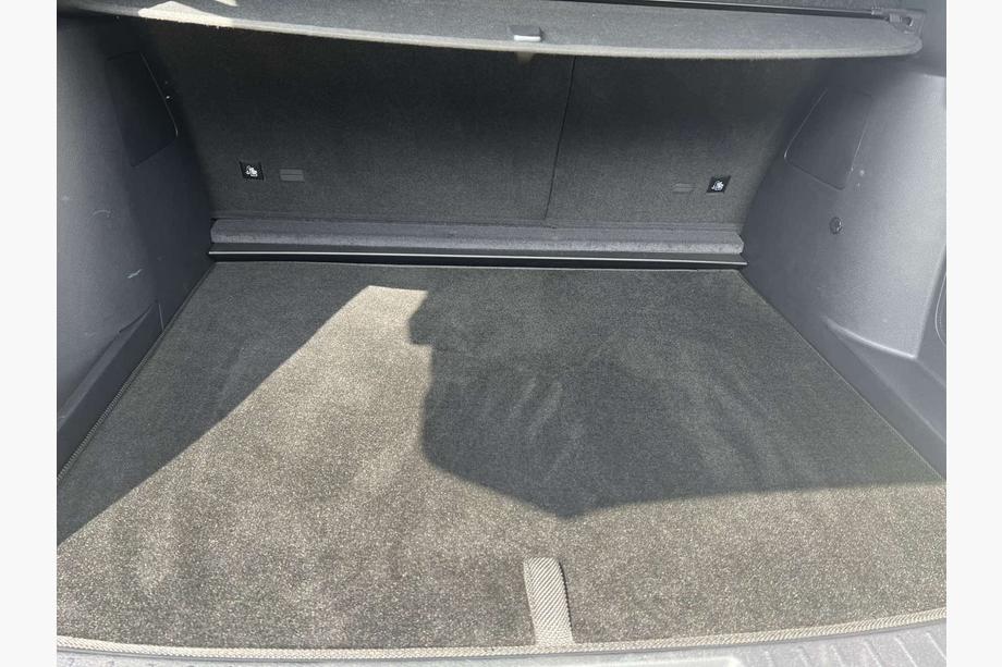 BYD Song Plus EV/Seal U 2020– Textilná rohož do kufra Premium (Čierna) Image