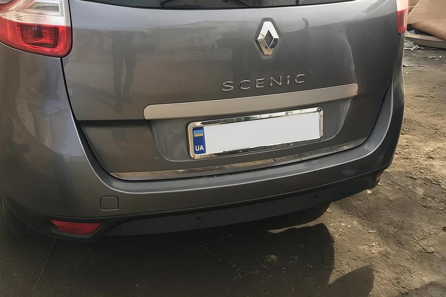 Renault Scenic/Grand 2009–2016 Nerezová lišta hrany kufra (pre Grand) Image