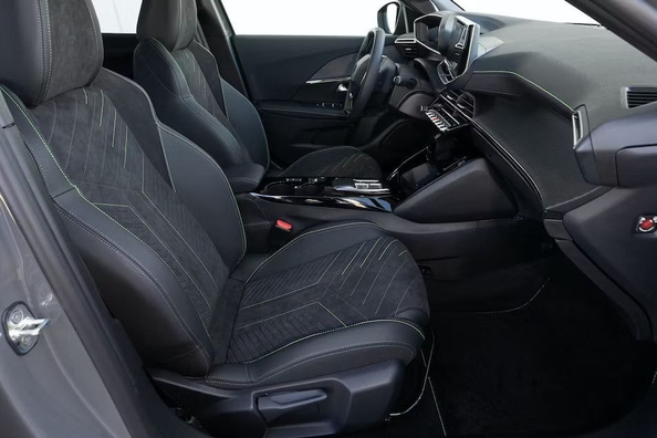 Modernizovaný Peugeot 2008: svieži pohľad na mestský crossover Fotografia 6