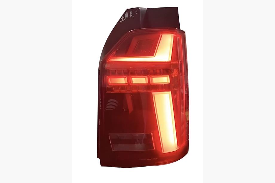 Volkswagen T6 2015–2024 Zadné svetlá (pre 1 dvere / veko kufra) (2 ks) Image