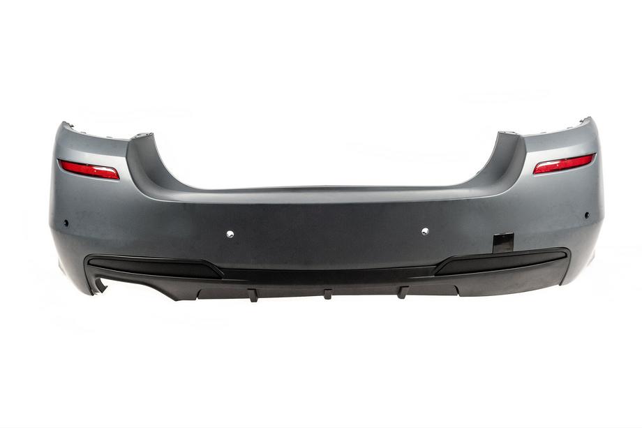 BMW 5. rad F10/F11 2010–2016 Zadný nárazník s difúzorom M-Performance (pre F10, pre dvojitý výfuk na jednej strane) Image