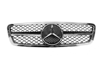 Mercedes C-trieda W203 2000–2007 Predná maska AMG fotografia 4