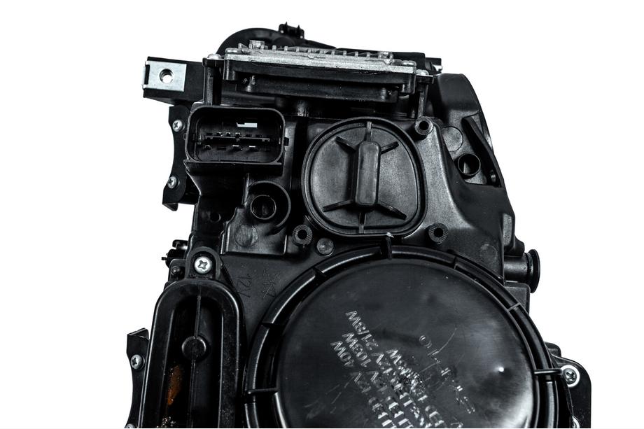 BMW 5. rad F10/F11 2010–2016 Predné svetlomety s modulmi Full LED (2010-2013, 2 ks) Fotografia 7