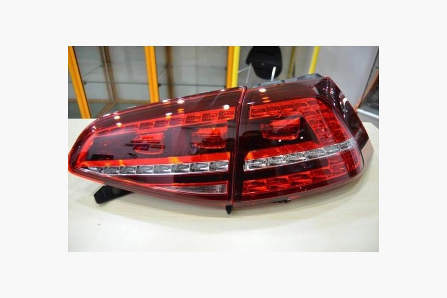 Volkswagen Golf 7/E-Golf 2012–2020 Zadné LED svetlá so sekvenčnými smerovkami (2012-2017, 2 ks) Image