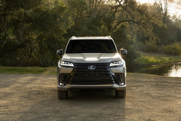 Test Lexus LX IV (J310): Luxus a sila v novom prevedení