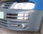 Volkswagen Caddy 2004–2010 Rohové lišty na predný nárazník (4 ks, nerezová oceľ) OmsaLine – talianska nehrdzavejúca oceľ fotografia 1