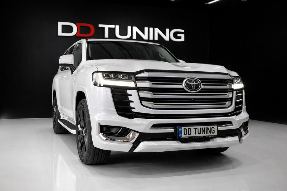Toyota Land Cruiser 300 2021– Lip spojler predného nárazníka VXR Image