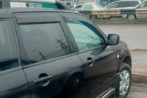 Mitsubishi Outlander 2001–2006 Deflektory okien (4 ks, HIC) fotografia 7