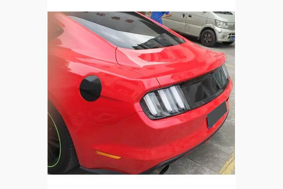 Ford Mustang 2015–2023 Kryty zadných svetiel (2015-2017, karbón) Fotografia 3