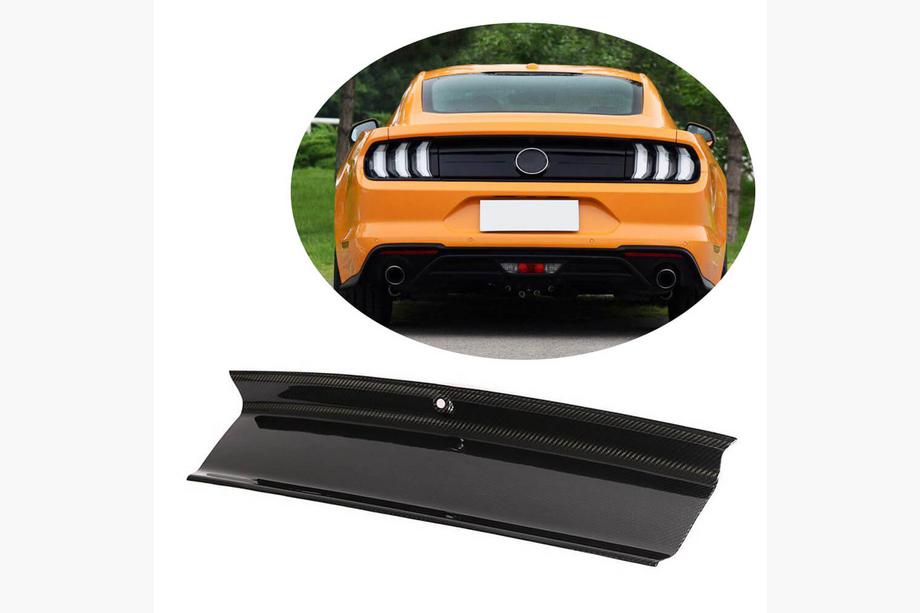 Ford Mustang 2015–2023 Kryt veka kufra (Karbon) Fotografia 1