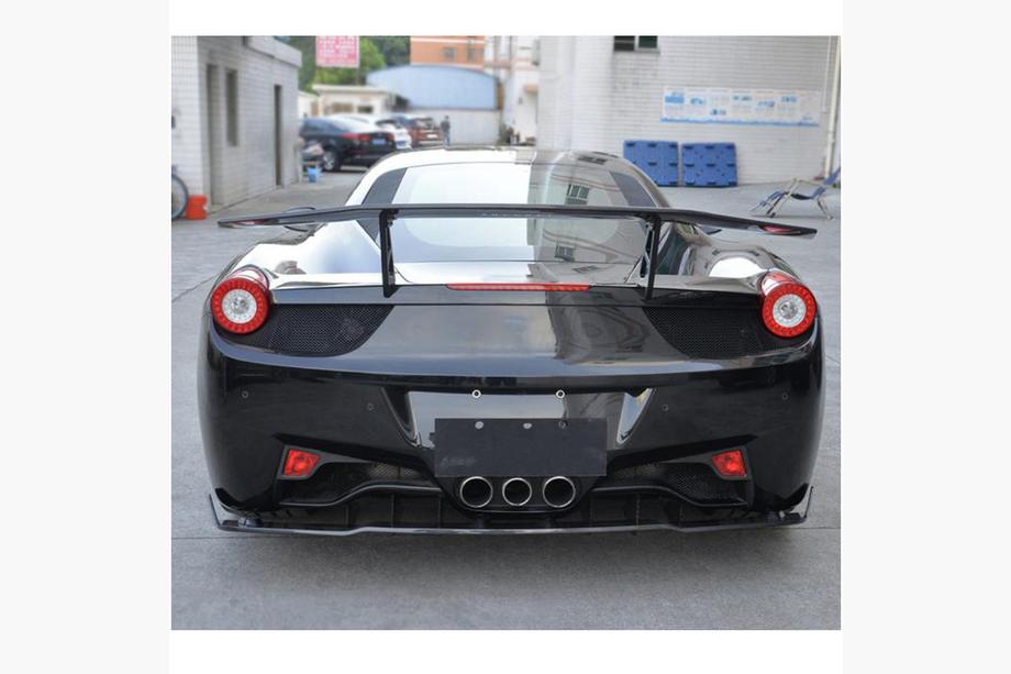 Ferrari 458 Italia 2009–2015 Spojler V1 (2011-2013, Karbón) Fotografia 3