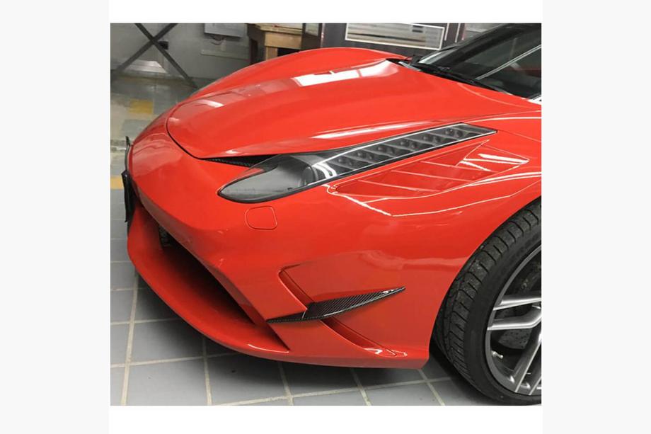Ferrari 458 Italia 2009–2015 Karbónové kryty predného nárazníka (2014-2015) Fotografia 4
