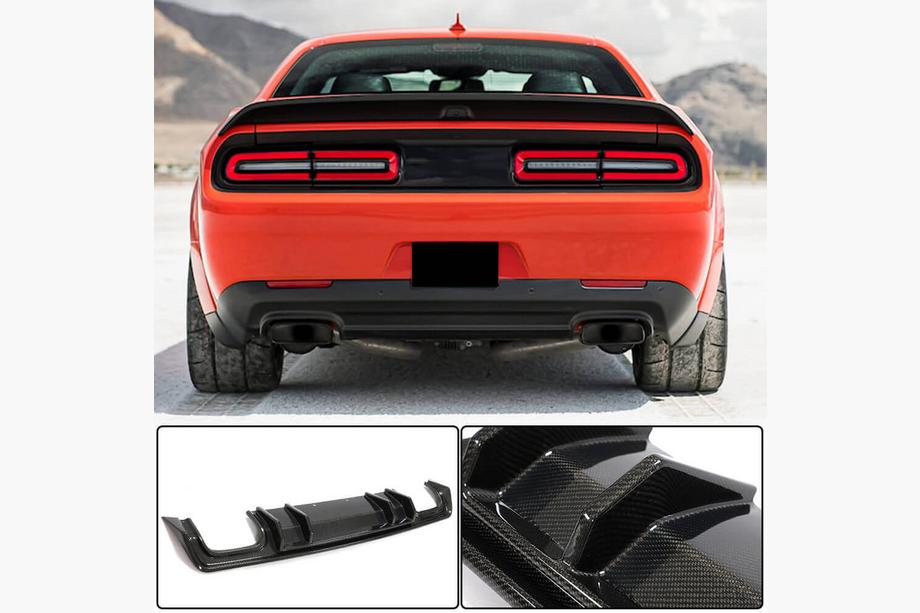 Dodge Challenger 2008–2023 Difúzor zadného nárazníka (2015-2023, karbón) Image