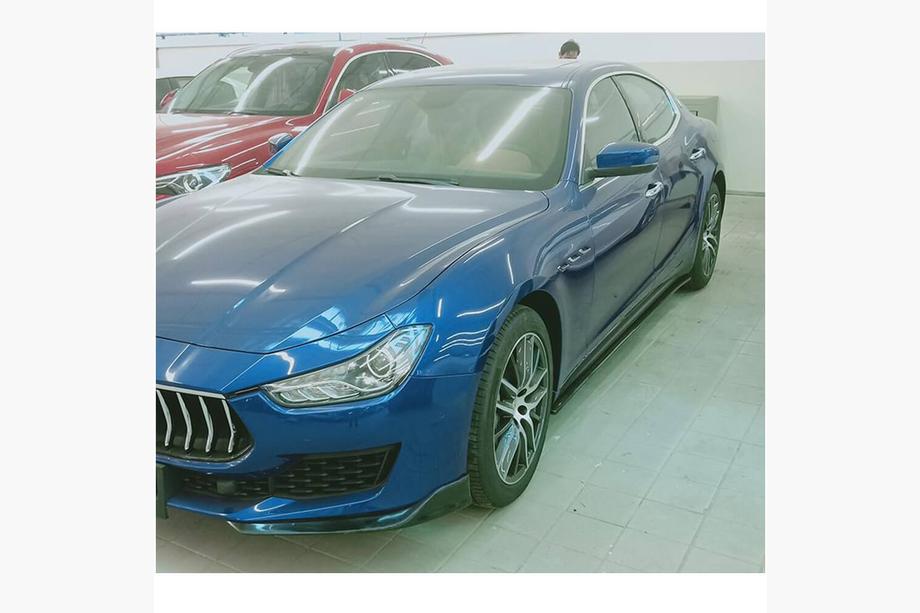 Maserati Ghibli 2013–2023 Bočné prahy V1 (pre Base/S/S Q4, karbón) Fotografia 3