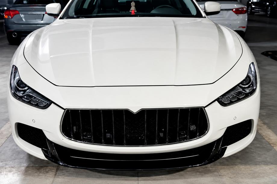 Maserati Ghibli 2013–2023 Predný splitter Lip V2 (pre Base/S/S Q4 2013-2017, karbón) Fotografia 2