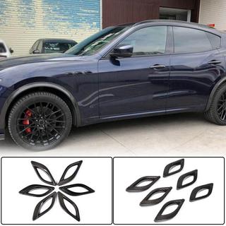 Karbonové kryty predných blatníkov (2013-2017) Maserati Quattroporte 2013–2023 fotografia 1