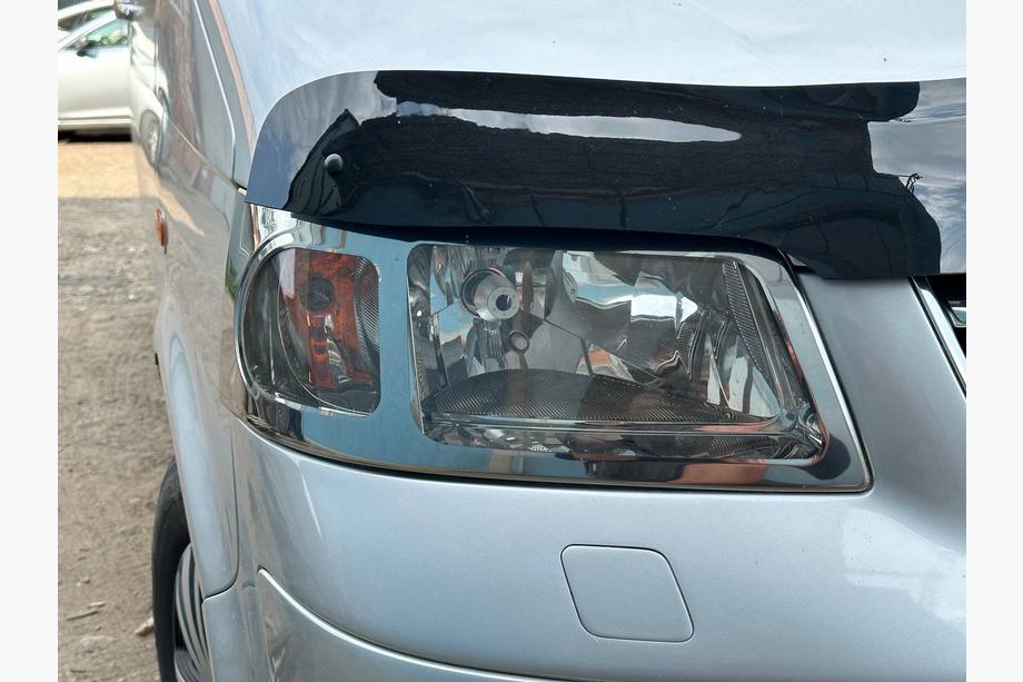 Volkswagen T5 Transporter 2003–2010 Deflektor kapoty (EuroCap) Fotografia 17