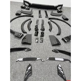 Bodykit Carbon Set (pre RSQ8 2024+) fotografia 3
