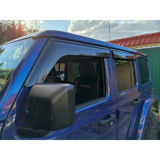 Okenné deflektory Niken Luxury (4 ks) Jeep Wrangler 2018– fotografia 3