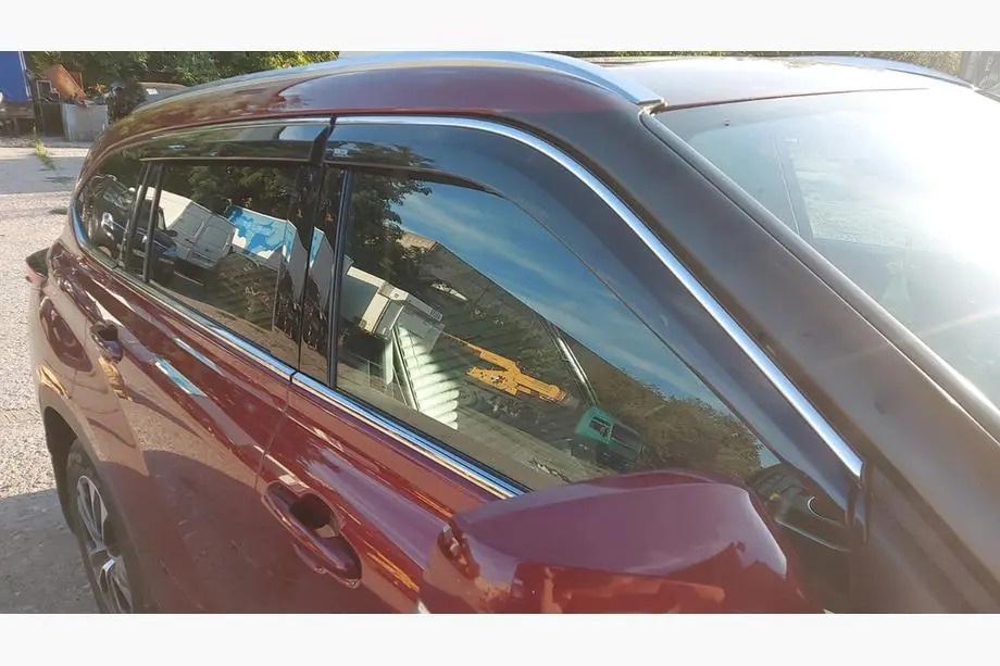 Toyota Highlander 2019– Okenné deflektory s chrómovou lištou Niken Luxury (4 ks) Fotografia 1