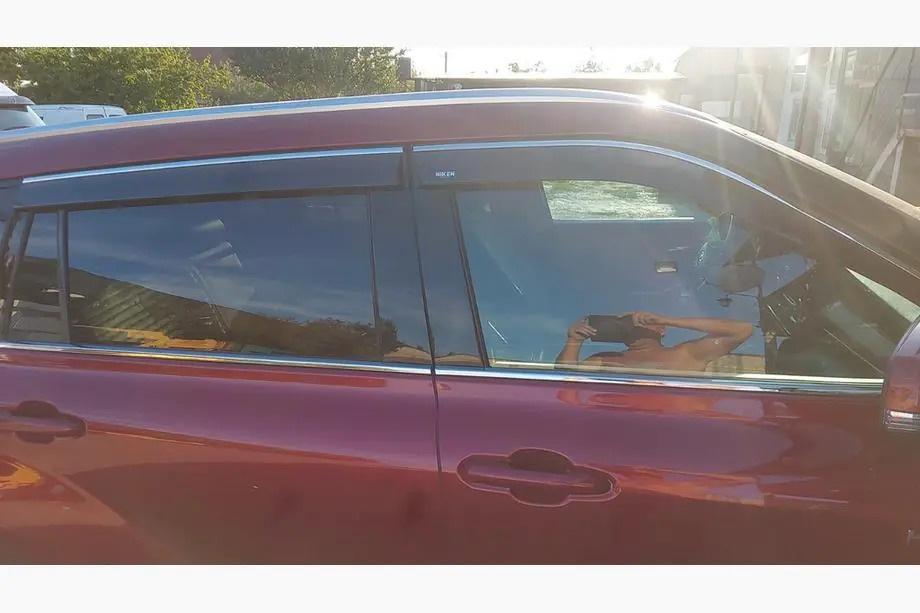 Toyota Highlander 2019– Okenné deflektory s chrómovou lištou Niken Luxury (4 ks) Fotografia 8