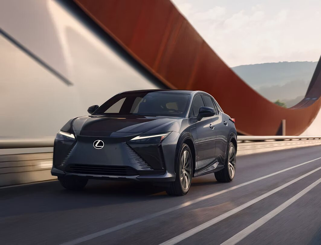 Lexus RZ450e: Recenzia elektrického crossovera
