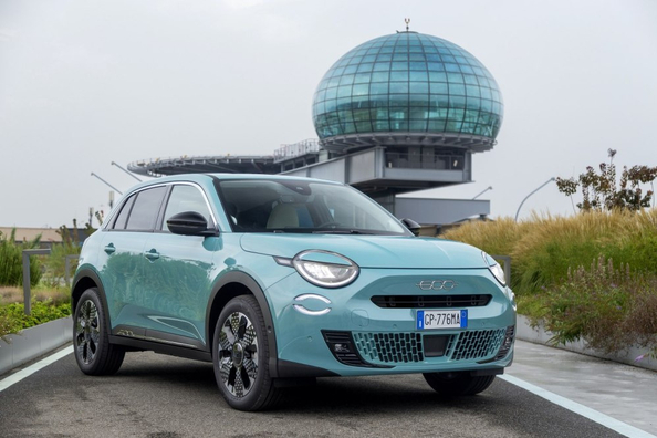 Recenzia Fiat 600e: štýlový elektrický crossover