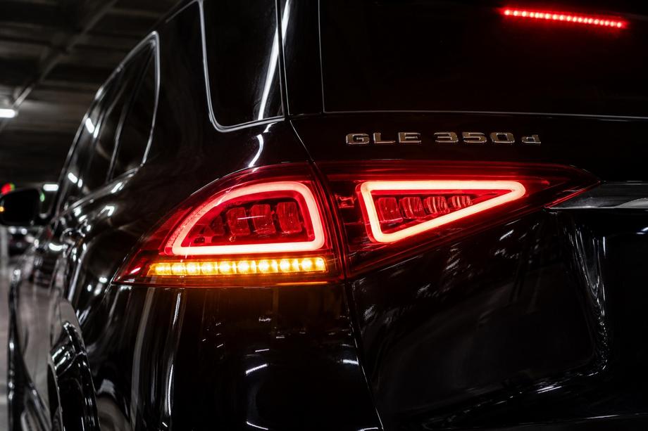 Mercedes GLE W167 2018– Zadné svetlá 2018-2023 (Európa, 2 ks) Image