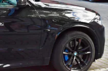 BMW X5 F15 2013–2018 Vetracie mriežky na blatníky v štýle Black X5M F85 fotografia 3