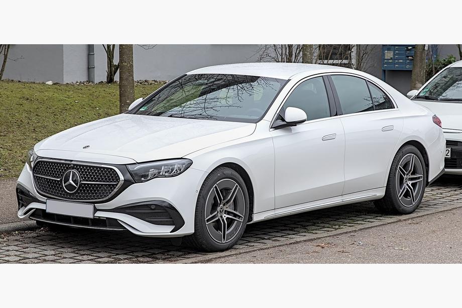 Mercedes E-class W214 2023– AMG-Line predný nárazník Image