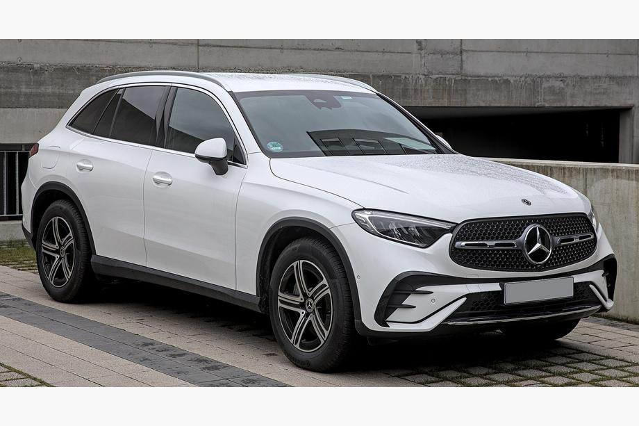 Mercedes GLC X254 2022– AMG-Line body kit Image