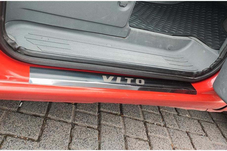 Mercedes Vito W639 2004–2014 Prahové lišty Carmos (2 ks, oceľ) Fotografia 1