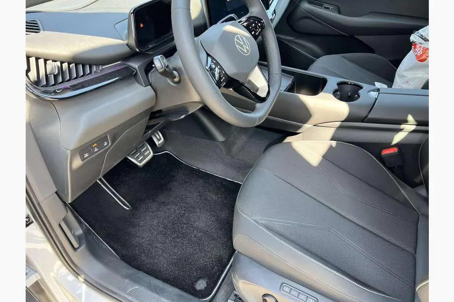 Volkswagen ID. UNYX 2024– Prémiové textilné autokoberce (Čierne) Image